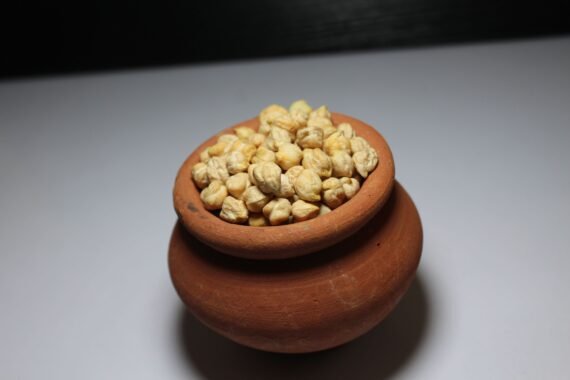 Pulses Kabuli Chana 4 scaled