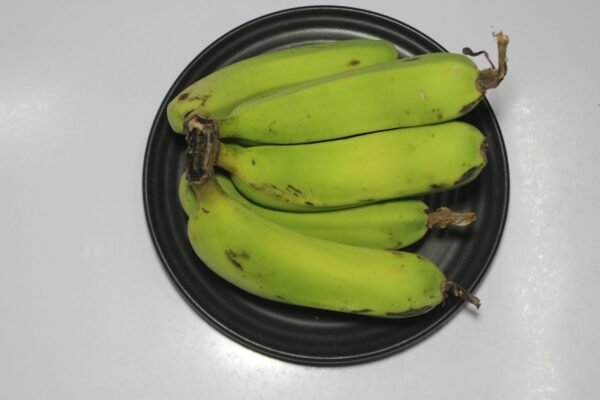 Raw Banana - कच्ची केळी / कच्चा केला