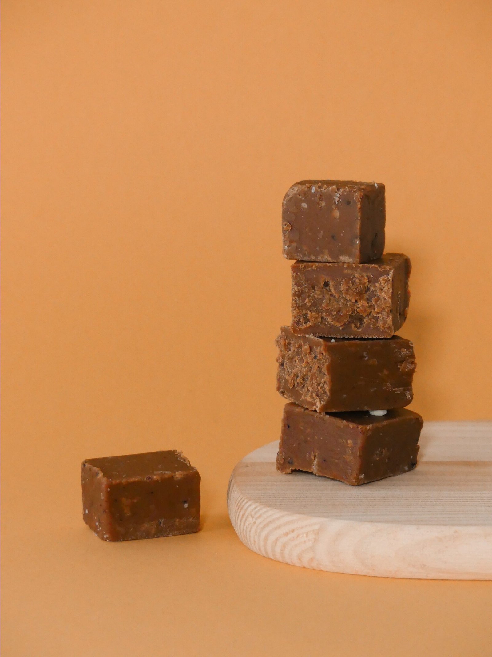 Natural Jaggery Cubes- गूळ क्युब्स